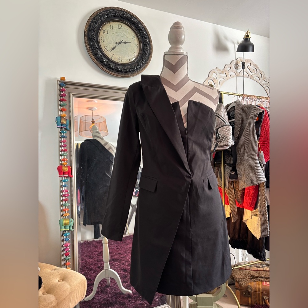 L'ATISTE Asymmetric Black Blazer Dress❤️😎